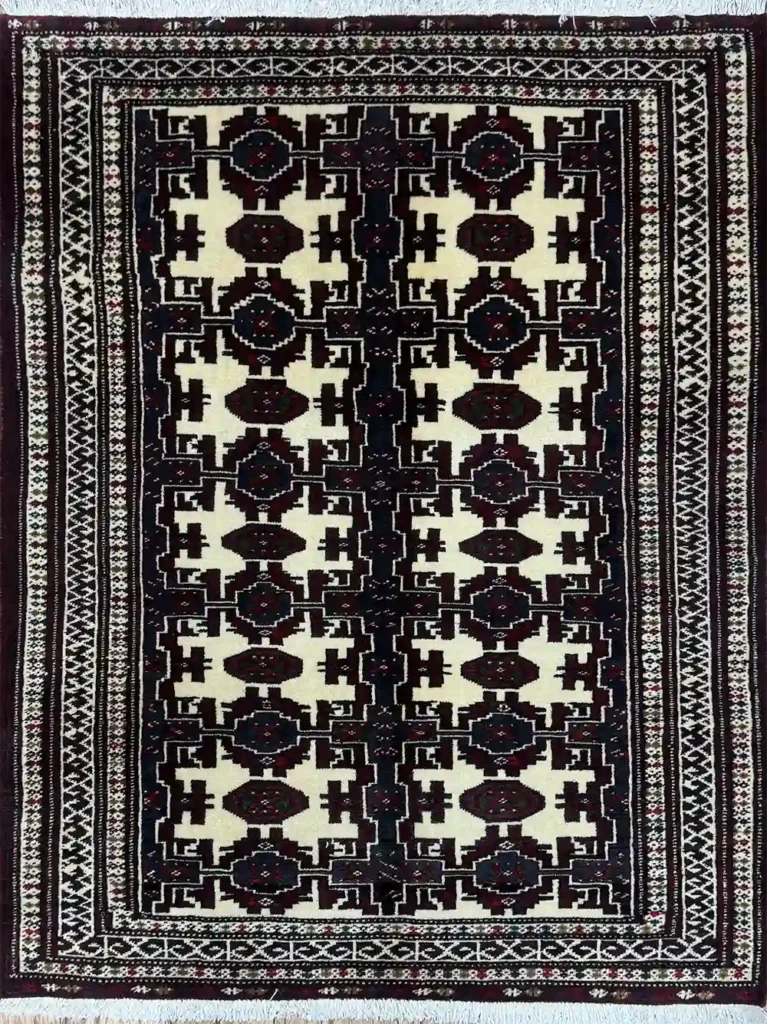 TURKMEN RUG 96CM X 126CM (3'15 X 4'14)
