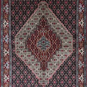 SANANDAJ RUG 125CM X 180CM (4'1 X 5'9)