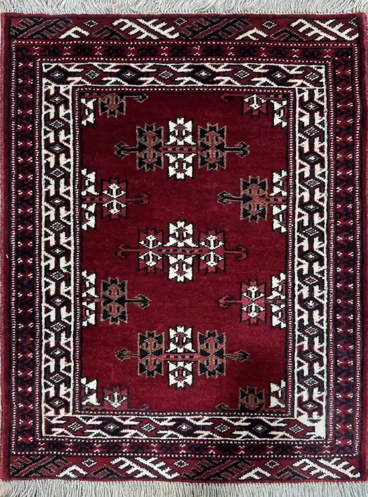 RED TURKMEN RUG 64CM X 82CM (2'1 X 2'7)