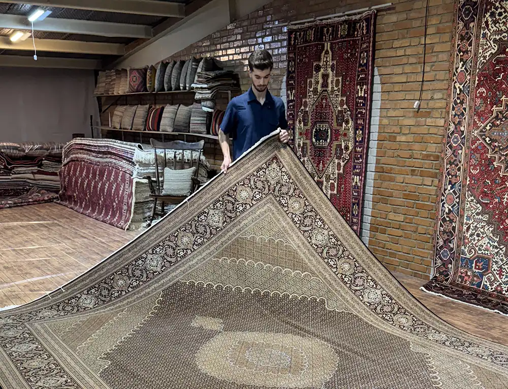 tabriz rug